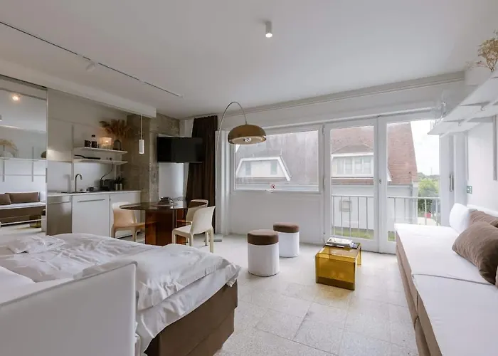 Apartment Sea Views - Beachfront - In The Heart Of *