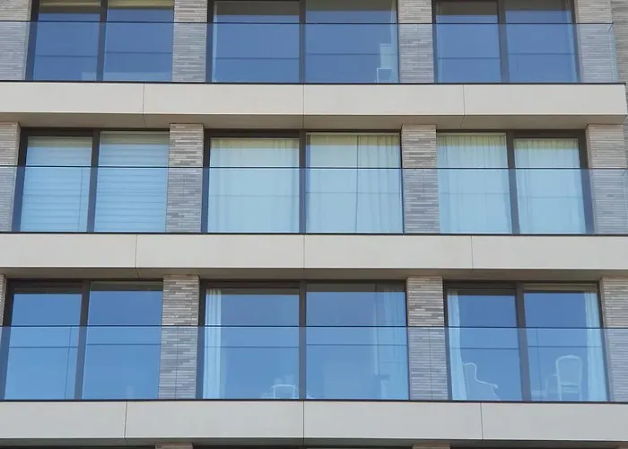 Sea Views - Beachfront - In The Heart Of Apartment